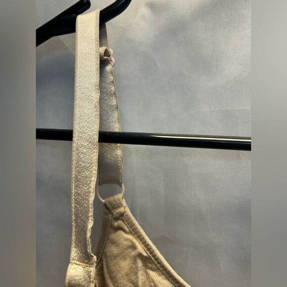 Gilligan & O'Malley Light Beige Wirefree Nursing Bra - Picture 7 of 9